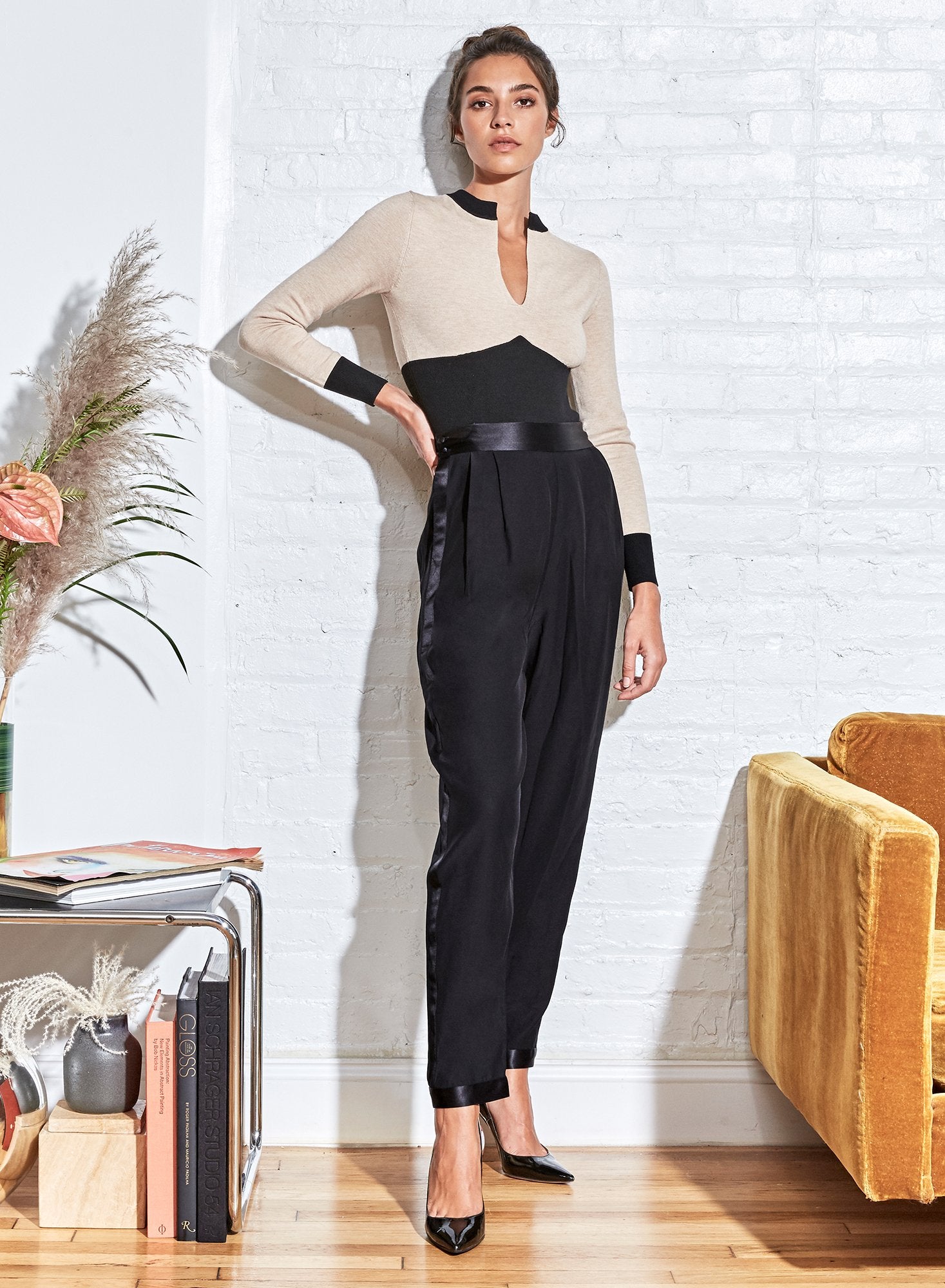 Contrast Waist Bodysuit