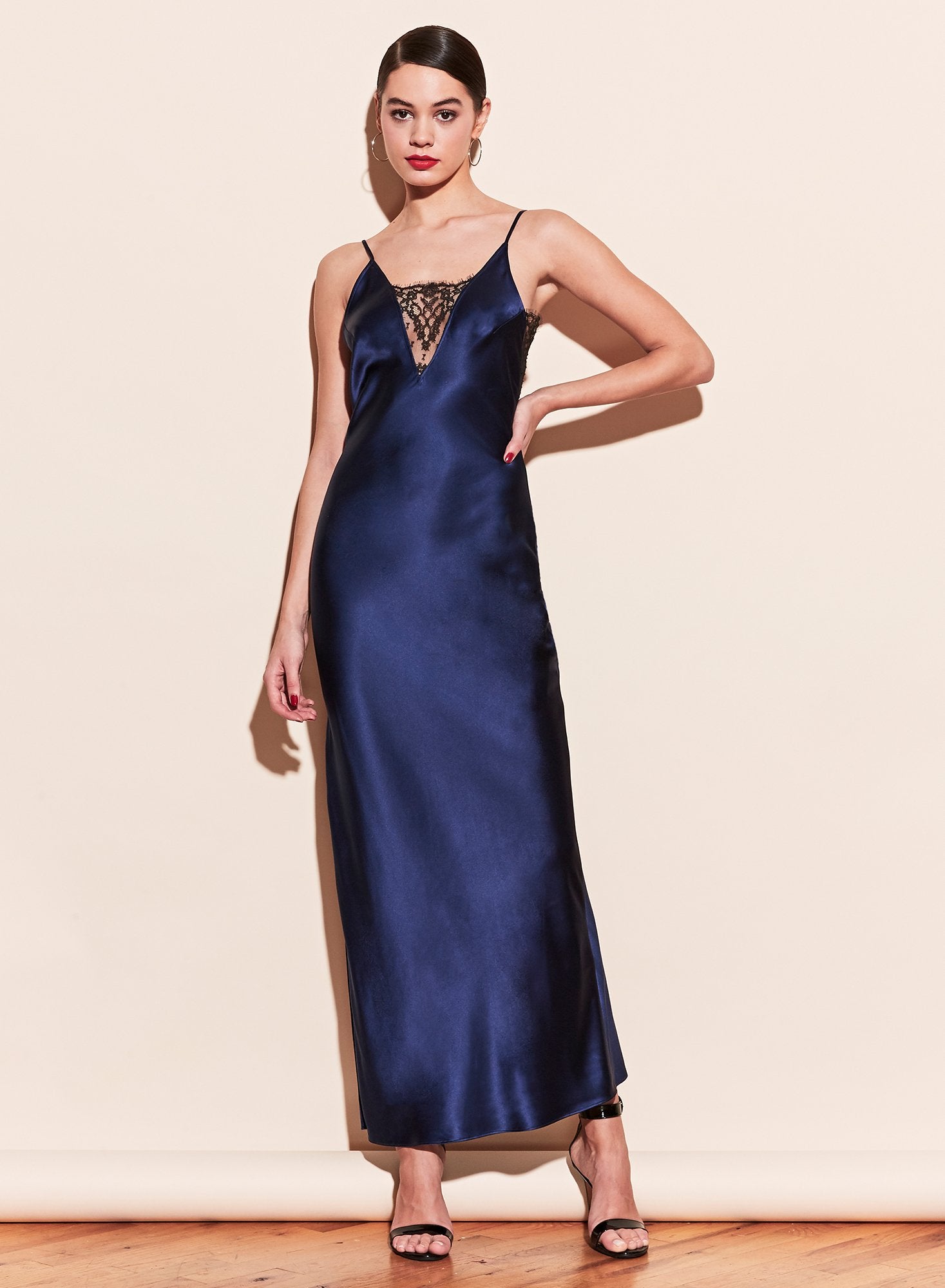Daphne Lace Insert Gown