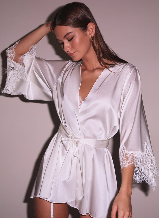 Ivory - Daphne Lace Angel Sleeve Robe | Fleur du Mal - DEMO