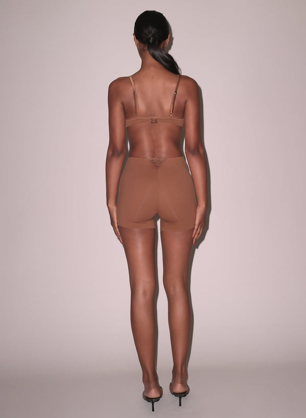 Caramel - Le Stretch Micro Short | Fleur du Mal - DEMO
