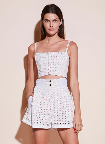 Blanc - Eyelet Pleated Shorts | Fleur du Mal - DEMO