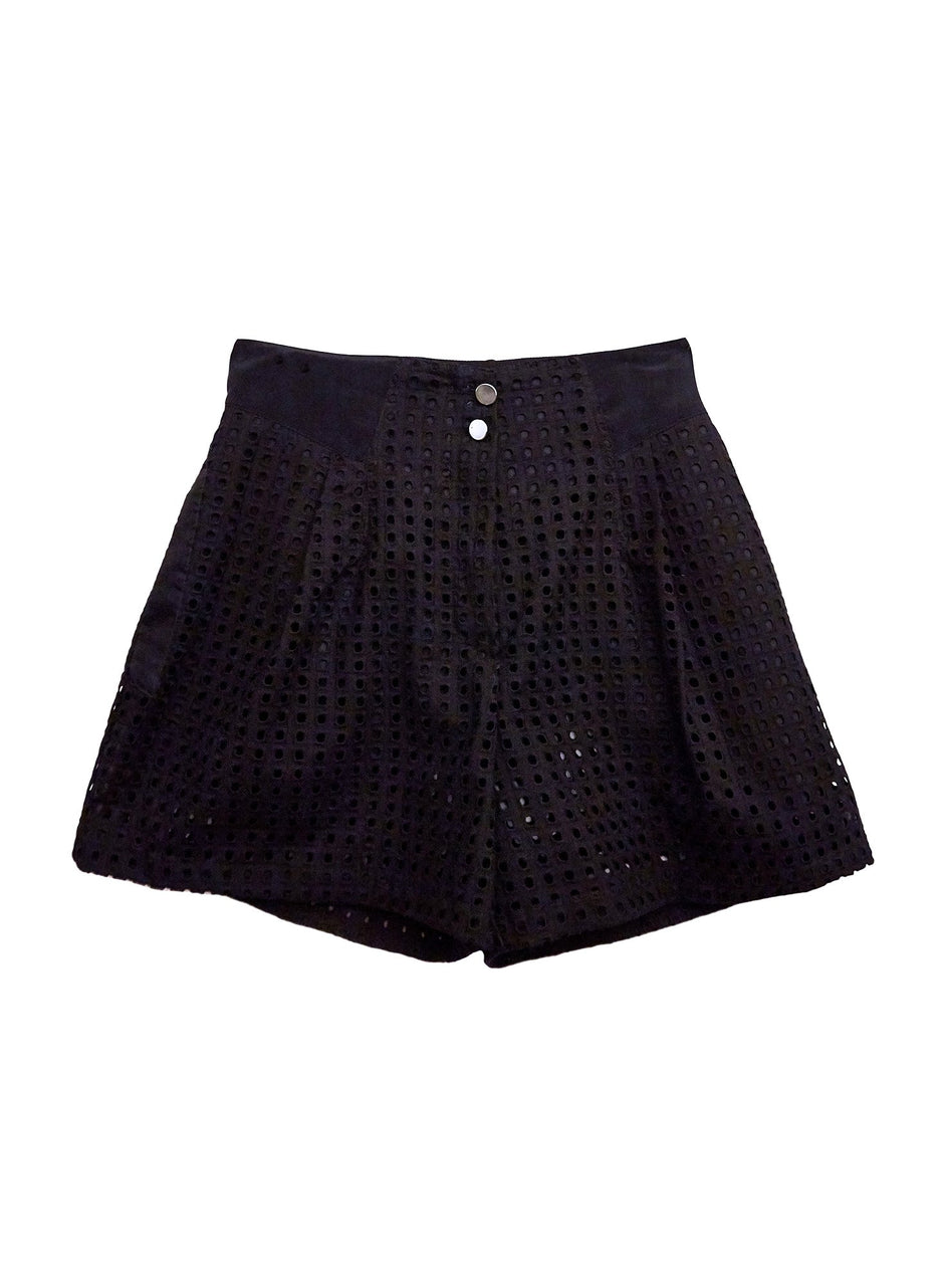 Black - Eyelet Pleated Shorts | Fleur du Mal - DEMO